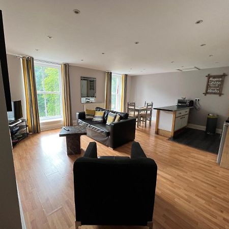 The George Centre Apartment Matlock  Bagian luar foto