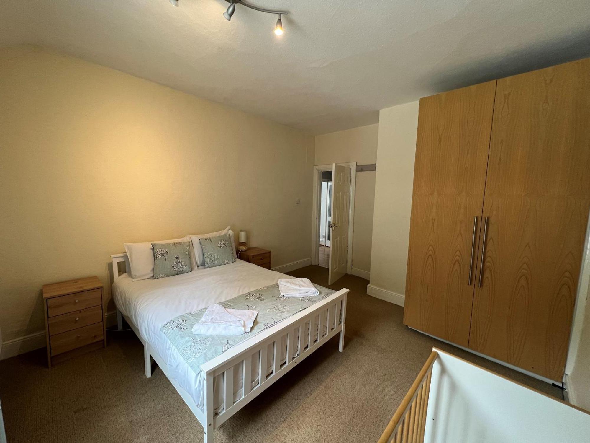 The George Centre Apartment Matlock  Bagian luar foto