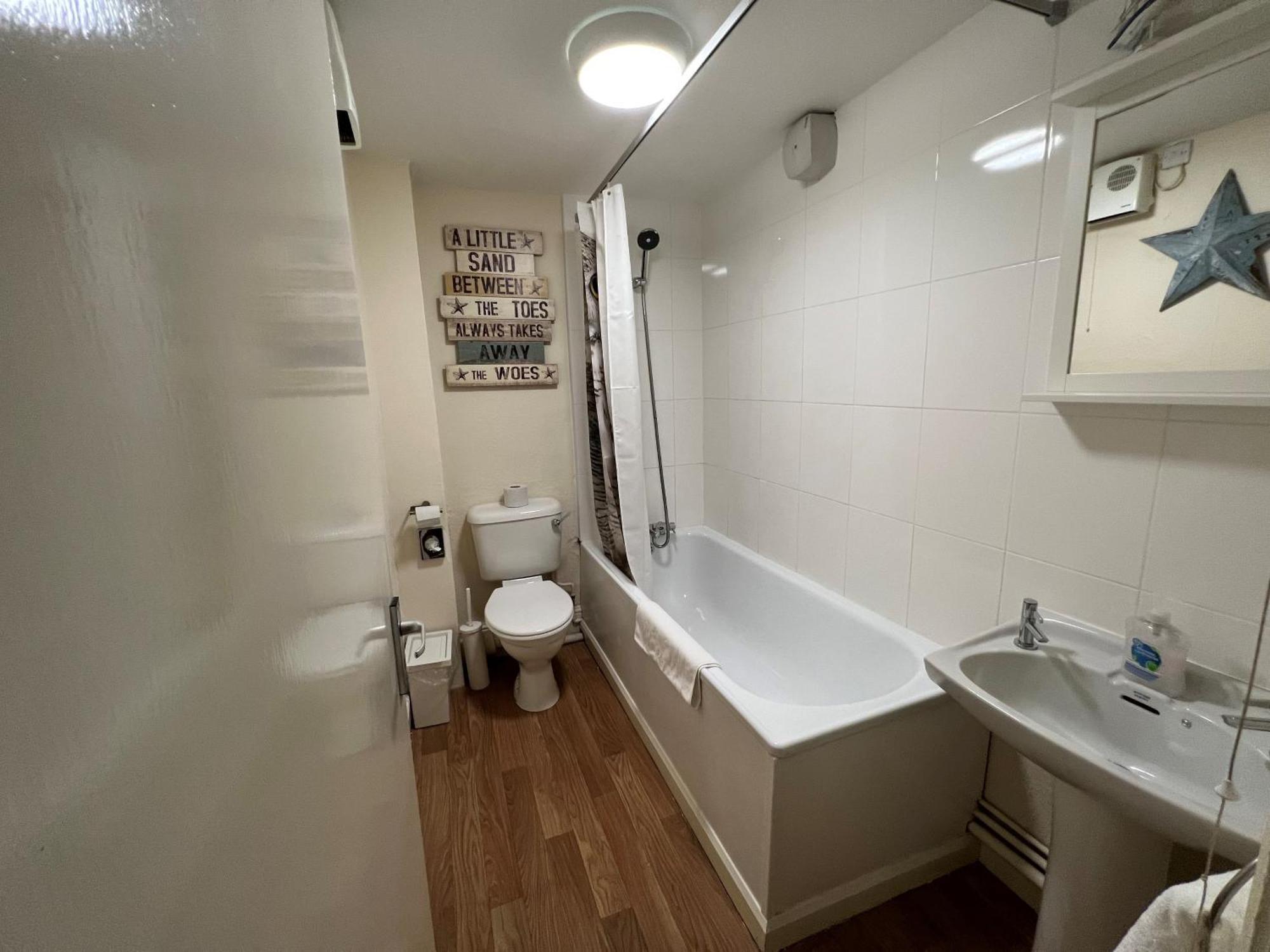 The George Centre Apartment Matlock  Bagian luar foto